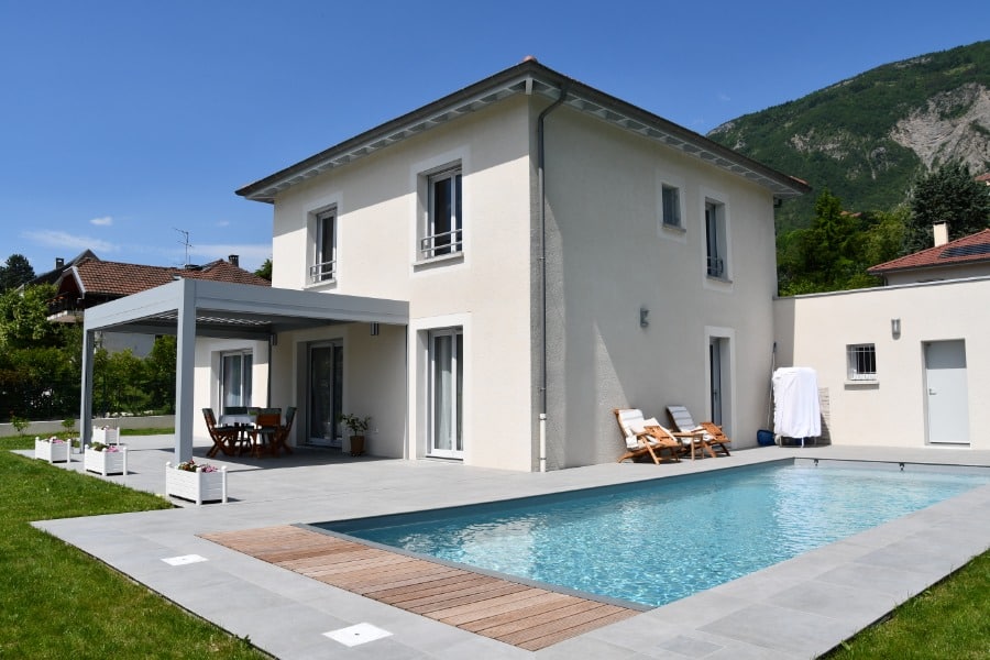 Maison contemporaine "Victorine tour" construite à Corenc